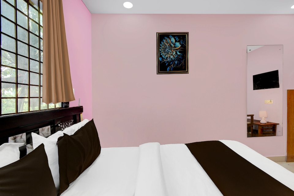 Hotel O Lakdikapul Near Birla Mandir, Lakdikapul, Hyderabad