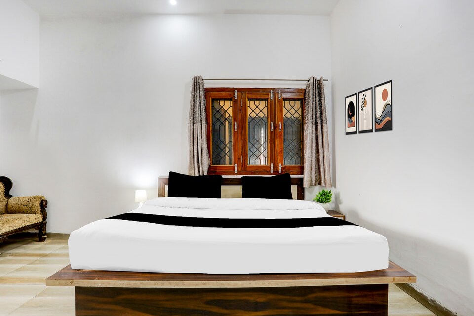 Hotel O Nandi House Inn, Jhusi, Prayagraj