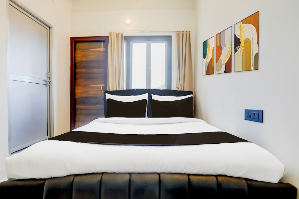 Hotel O AAGAMAN HOTEL & RESTAURANT, Railway Station Begusarai, Begusarai