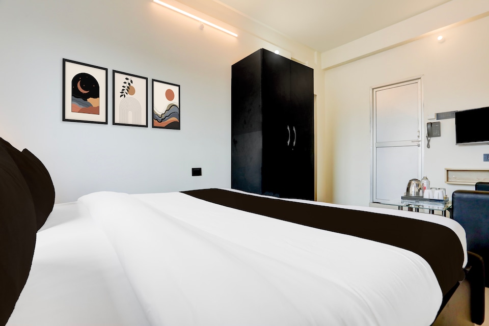 Hotel O AAGAMAN HOTEL & RESTAURANT, Railway Station Begusarai, Begusarai