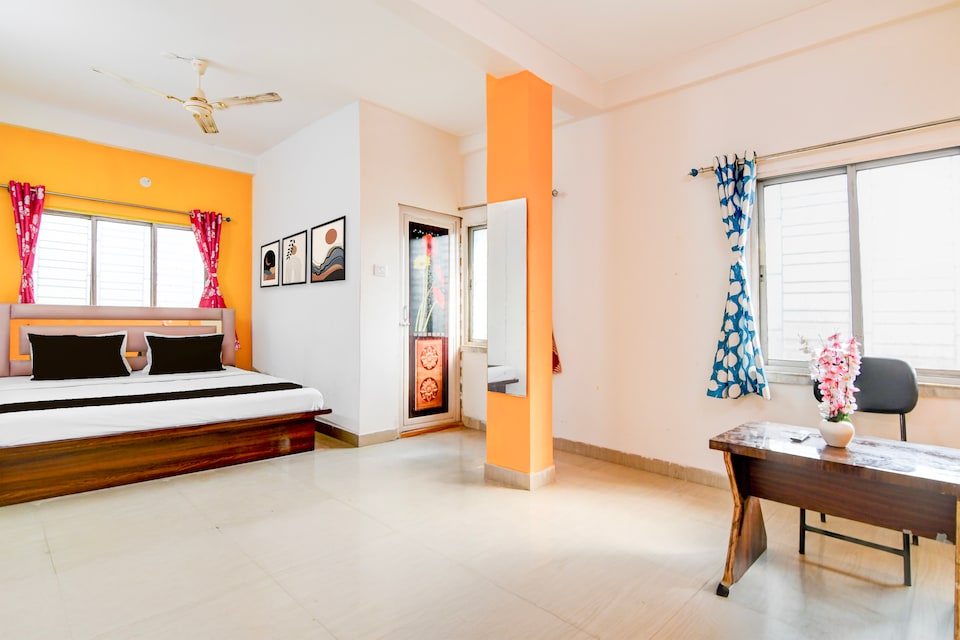 Hotel O Blue Bird Guest House, Rajarhat Kolkata, Kolkata