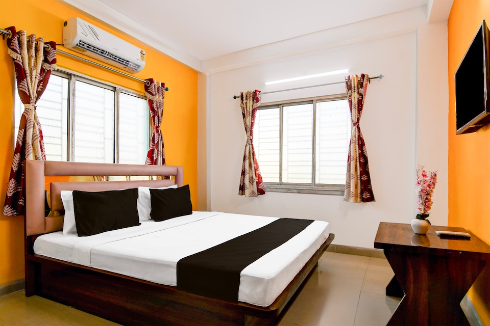 Hotel O Blue Bird Guest House, Rajarhat Kolkata, Kolkata