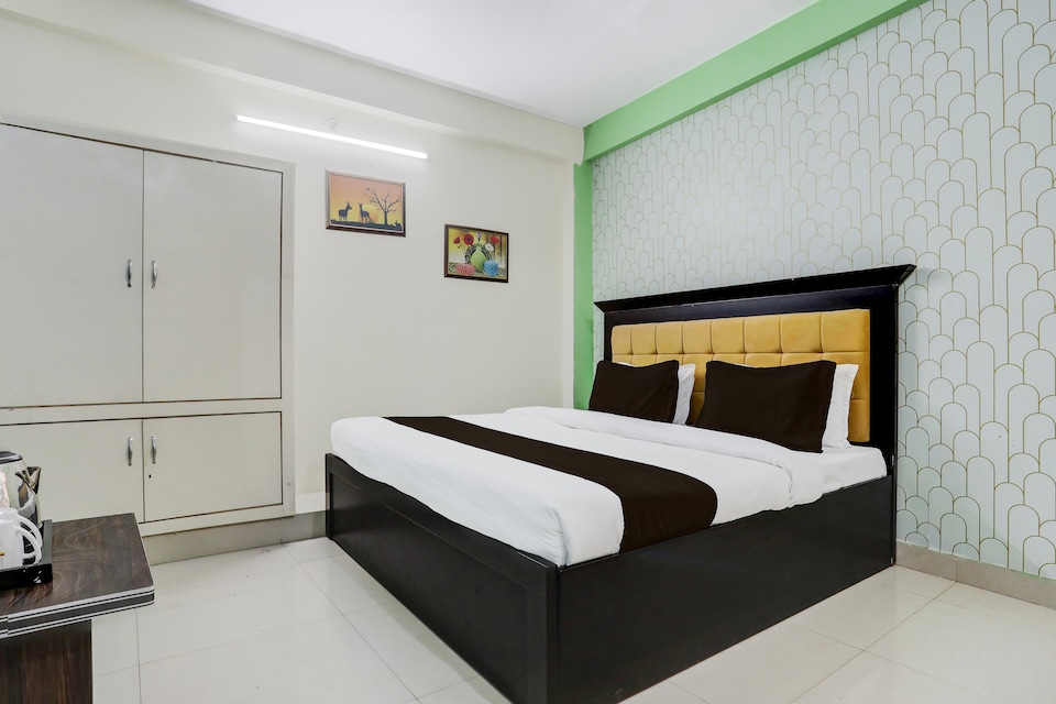 SPOT ON Shivay Inn, Rambagh Allahabad, Prayagraj