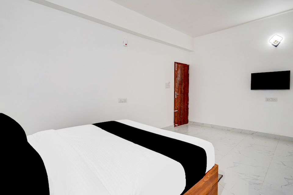Hotel O Shivam Elite Comforts, KR Puram Bangalore, Bangalore