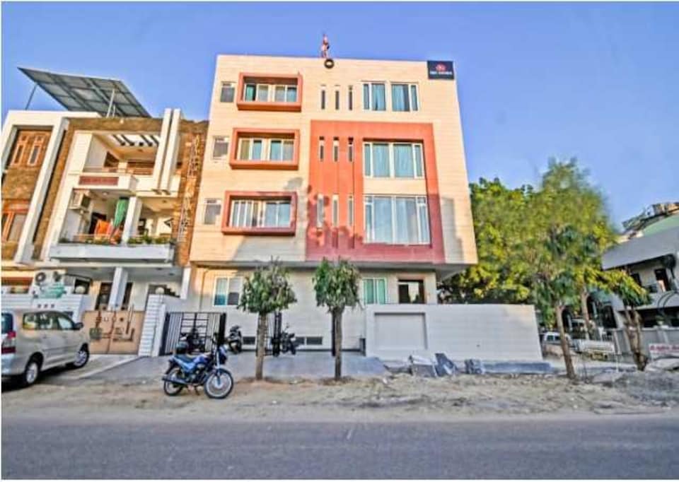 Hourly Booking  Hotel O Shiv Rachna (6hrs Slot), Mansarovar, Jaipur