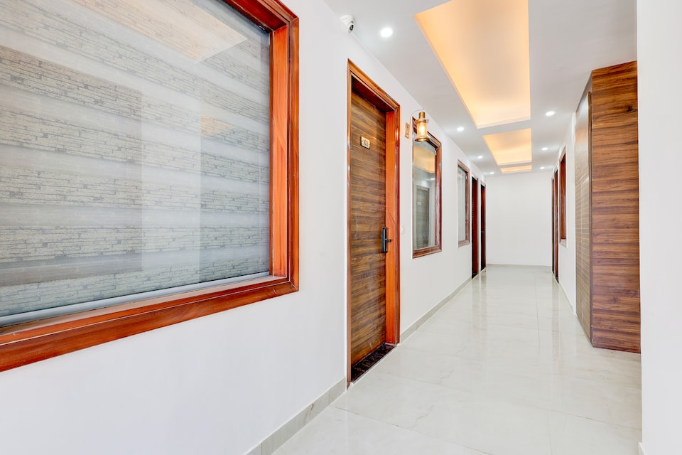 Hotel O STUDIO STAYZ, Old Gurgaon, Gurgaon
