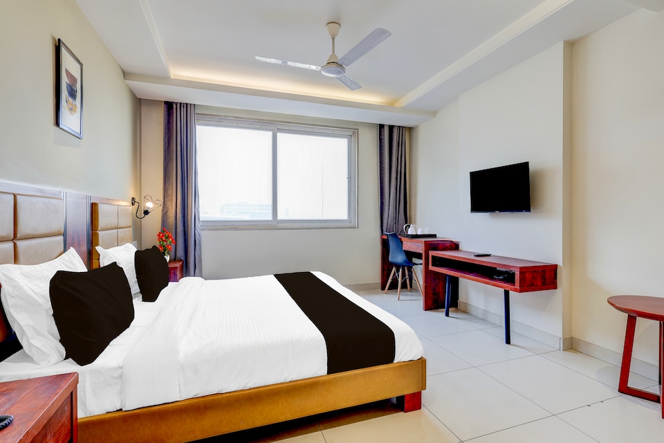 Super Townhouse Oak Sector 39 Medanta, Medanta, Gurgaon