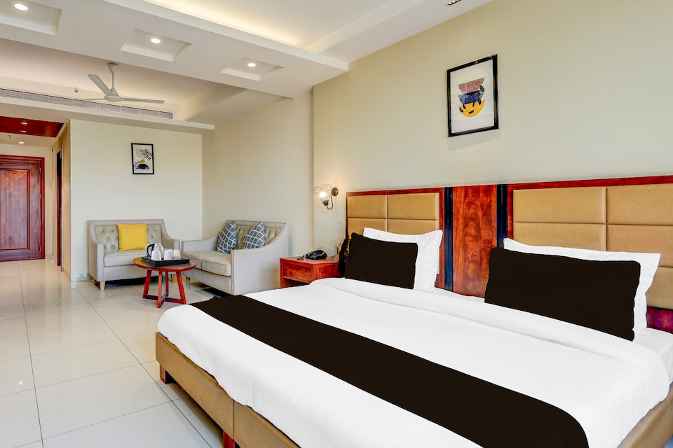 Super Townhouse Oak Sector 39 Medanta, Medanta, Gurgaon