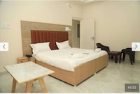 Collection O Kakatiya University Warangal Formerly Hotel Century Grand