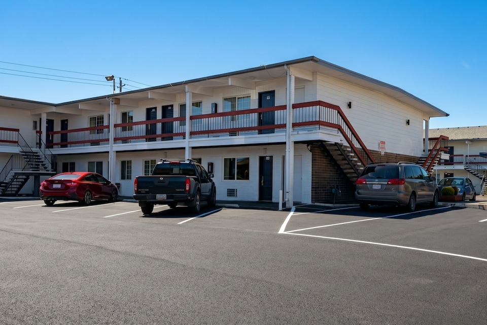 Travelers Inn by OYO Longview Kelso, Longview WA, Longview WA
