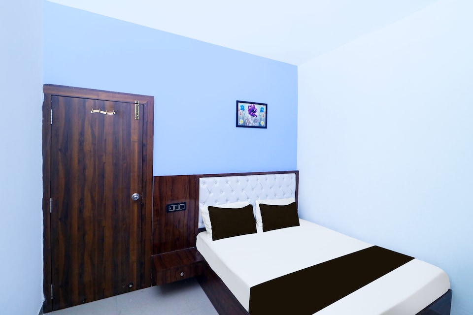 Hotel O MG International, Sakchi Jamshedpur, Jamshedpur