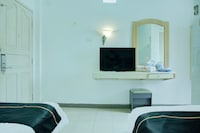 Townhouse Oak Palembang Near Jembatan Ampera Formerly Azzura Hotel