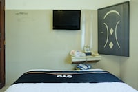 Townhouse Oak Palembang Near Jembatan Ampera Formerly Azzura Hotel