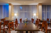 Sunday Red Sea Fountain Alhamra Formerly Vivid Plaza Hotel