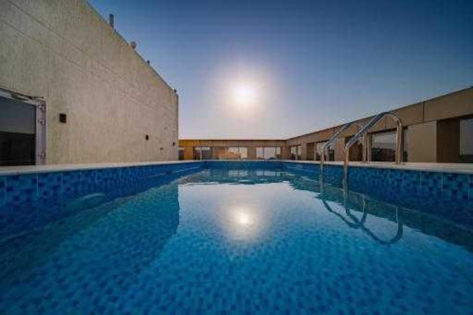 Sunday Harbour Gateway Jeddah Beach Formerly Vivid Plaza Hotel, Al-Hamra'a Jeddah, Jeddah