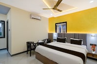 Super Townhouse Oak Premier Raidurg Biodiversity Park