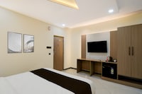 Super Townhouse Oak Premier Raidurg Biodiversity Park