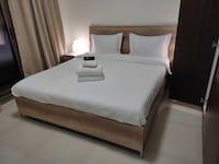 OYO HOME 1496 2 Br With Spectacular View Towards Airport