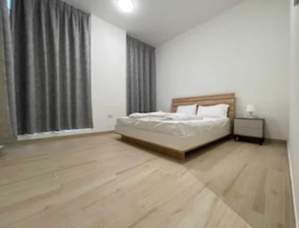 OYO HOME 1497 1 Br With Amazing View Towards Airport, Madinat Zayed Abu Dhabi, Abu Dhabi