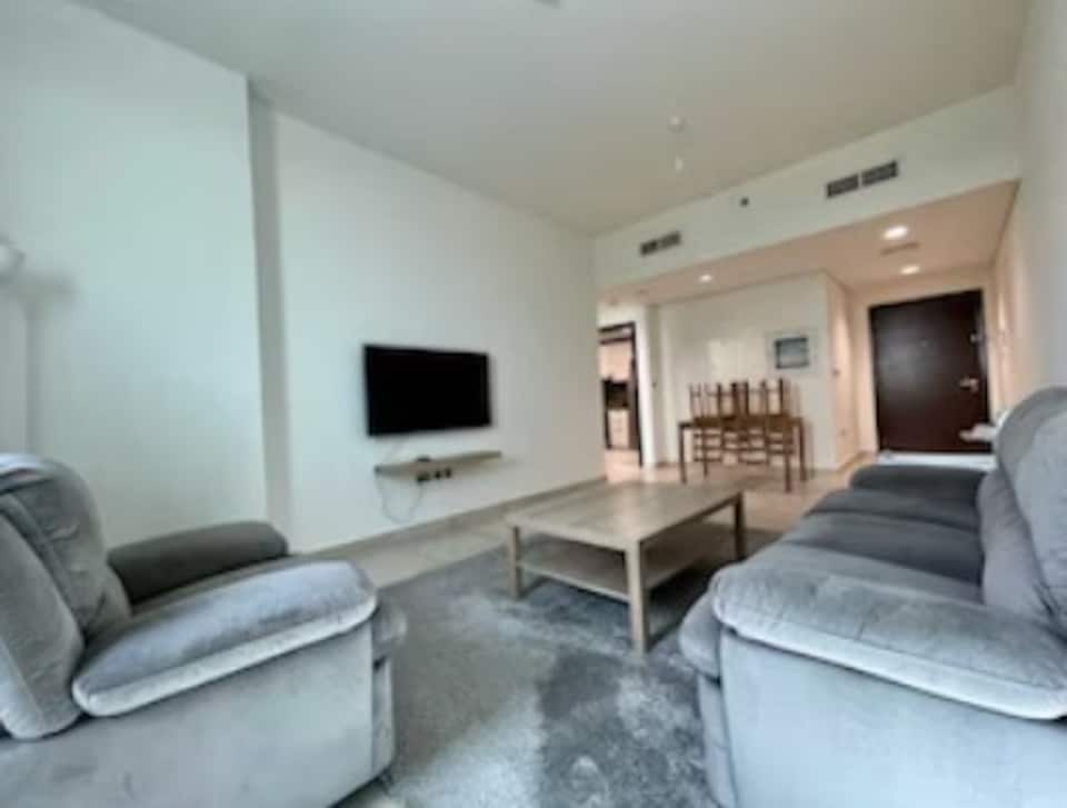 OYO HOME 1498 1 Br Facing Towards Masdar , Madinat Zayed Abu Dhabi, Abu Dhabi