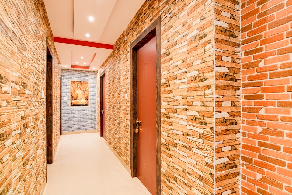 Super Hotel O Love Point, New Town, Kolkata