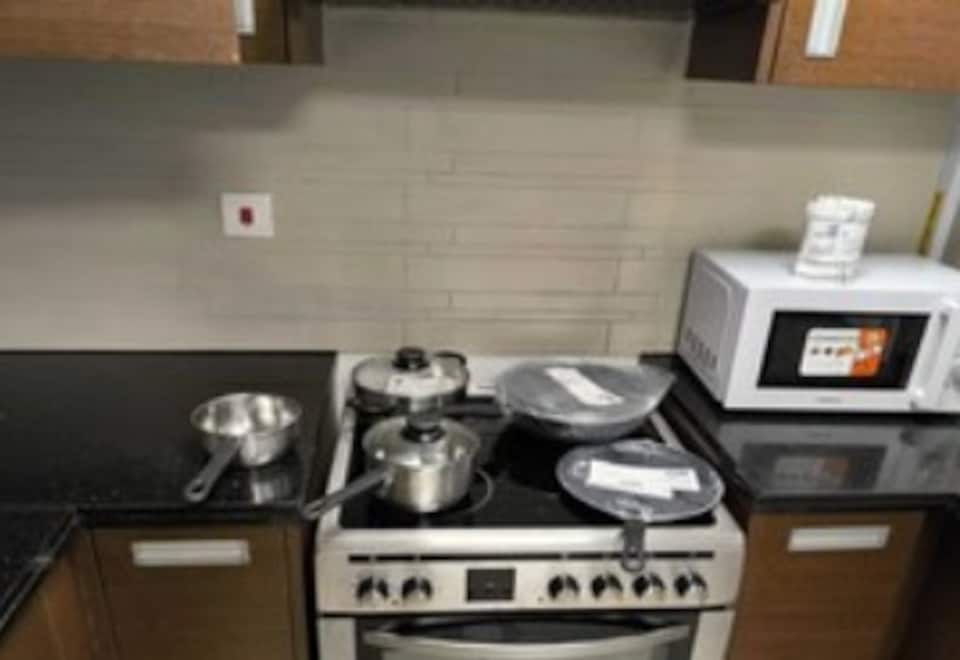 OYO HOME 1506 1 Bedroom Furnished Apartment, Al Reem Island, Abu Dhabi