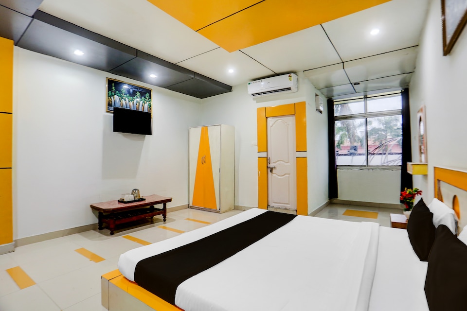 Collection O Nandanpura Sipri Bazar Formerly Hotel Highway Jhansi, Jhansi, Jhansi