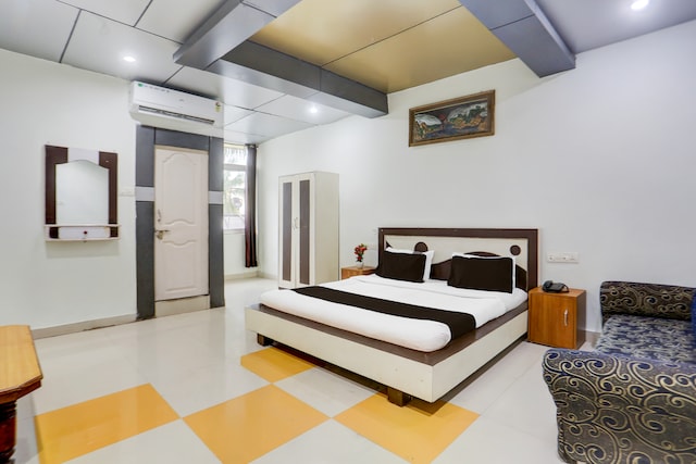 Collection O Nandanpura Sipri Bazar Formerly Hotel Highway Jhansi