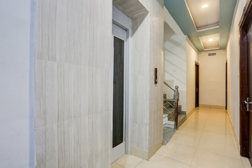 Hotel O Shri Bankey Bihari Hotel, Shantikunj Haridwar, Haridwar