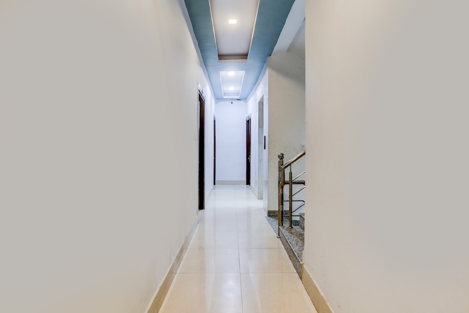 Hotel O Shri Bankey Bihari Hotel, Shantikunj Haridwar, Haridwar