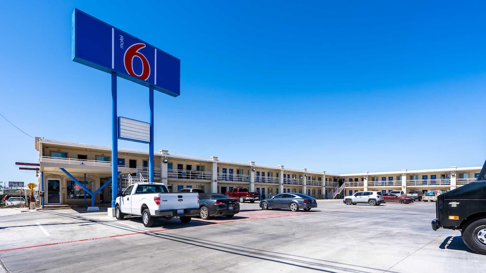 Motel 6 Odessa, TX - 2nd Street, Odessa Central TX, Odessa TX
