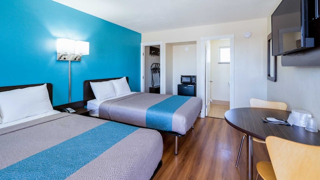 2 FULL BEDS | NON-SMOKING, MICFRIDGE