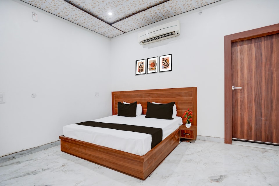 Super Hotel O Sikandra Near Akbar Tomb, Corporate Complex, Agra