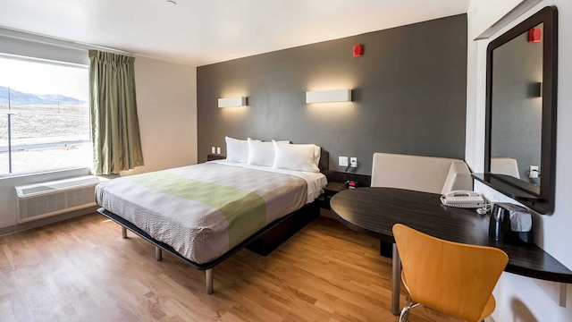 1 KING BED | SUITE, NSMK, KITCHEN