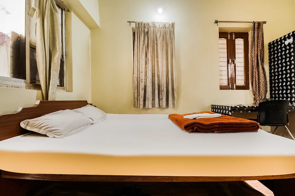SPOT ON Hotel Vaibhav, Raxaul, Raxaul