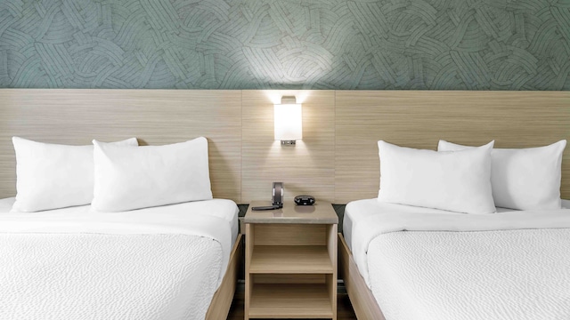 2 Queen Beds | Non-Smoking, Mini Fridge