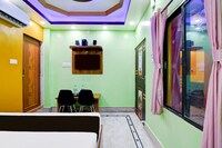 Hotel O Madhyamgram Railway Station Formerly Dolphin