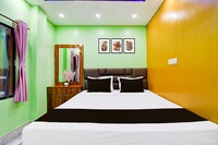 Hotel O Madhyamgram Railway Station Formerly Dolphin