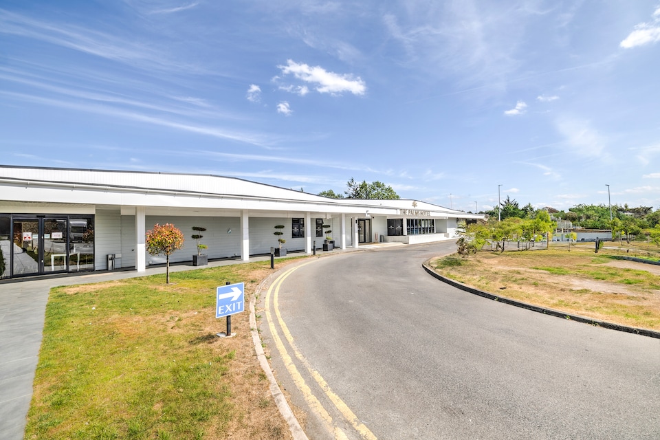 Palms Hotel & Retreat By Palette London Romford, Ilford (Greater London), Ilford