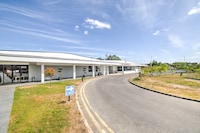 Palms Hotel & Retreat By Palette London Romford