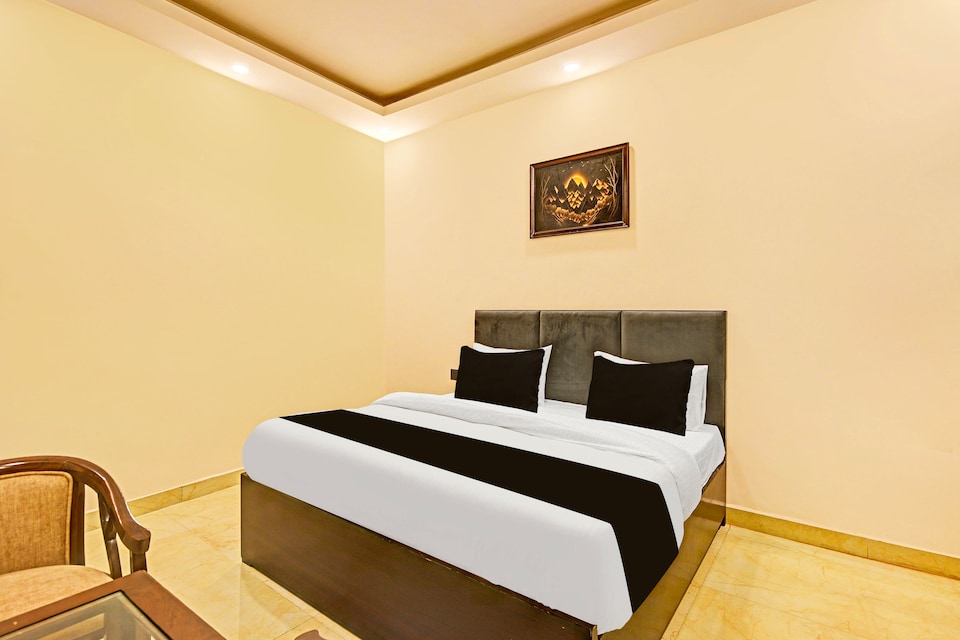 Townhouse Surajkund Faridabad Formerly Charmwood Inn, Faridabad, Faridabad
