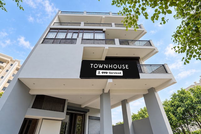 Super Townhouse Surajkund Faridabad Formerly Charmwood Inn