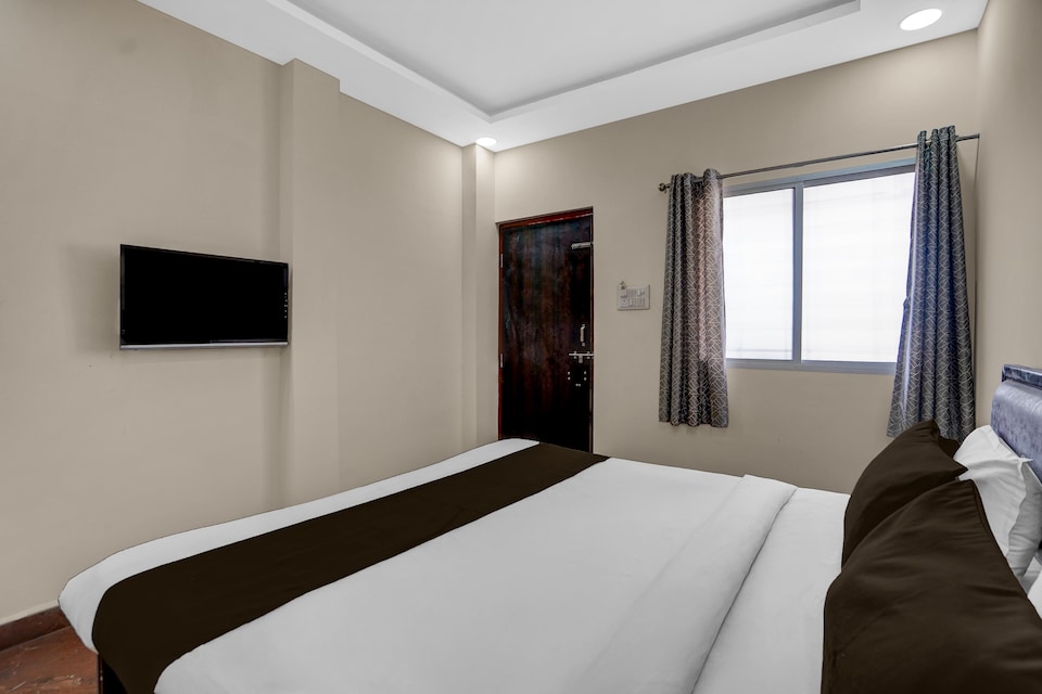 HOTEL O LOTUS INN, Manish Nagar Besa, Nagpur