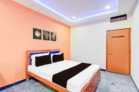 OYO 834509 AHIS GRAND