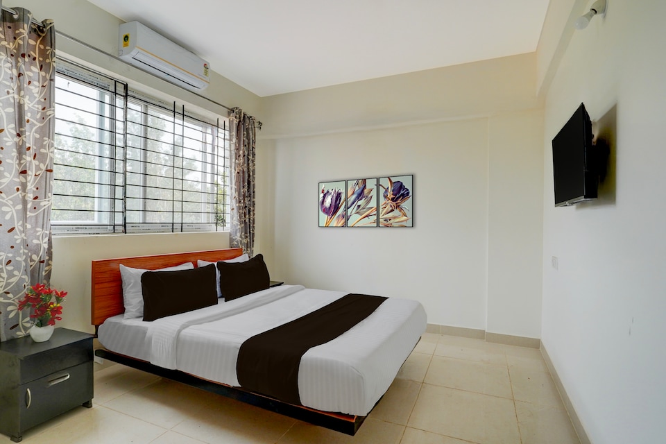 Super Collection O REVA University Rukmini Knowledge Park, Yelahanka new town, Bangalore