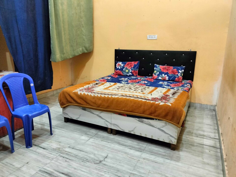 SPOT ON Singh Home, Bisauli, Bisauli