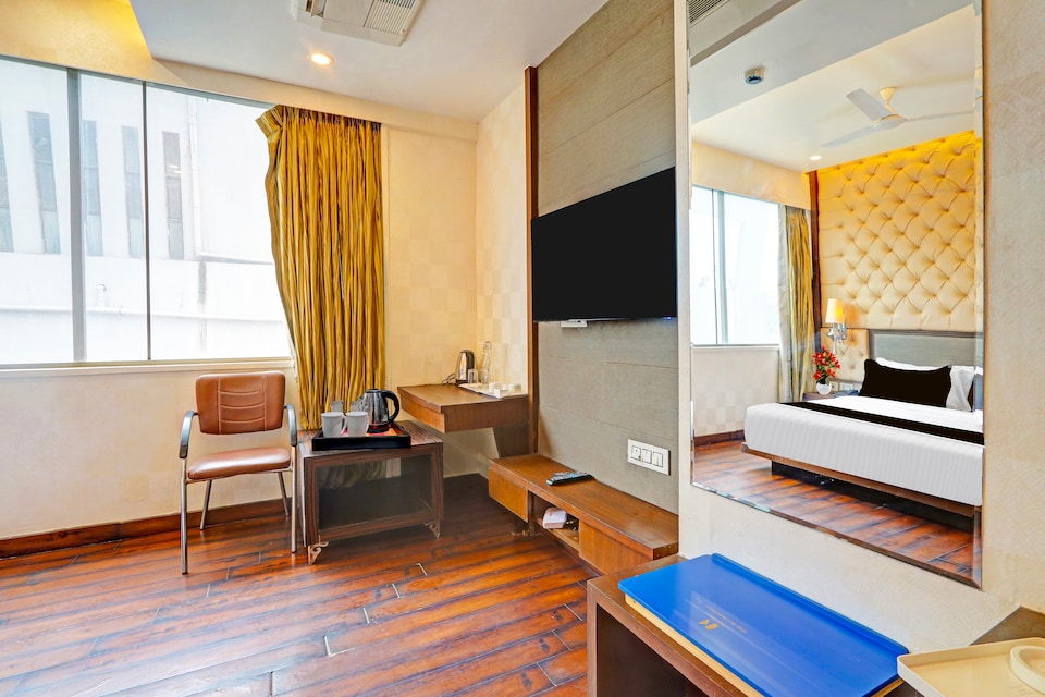 Palette Hotel and Resort Zero Mile Sitabuldi Formerly Gangakashi, Bus Stand Nagpur, Nagpur