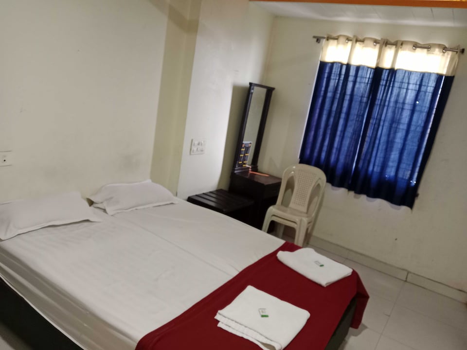 Hotel O SSS Vundavalli Residency, Nizamabad city, Nizamabad