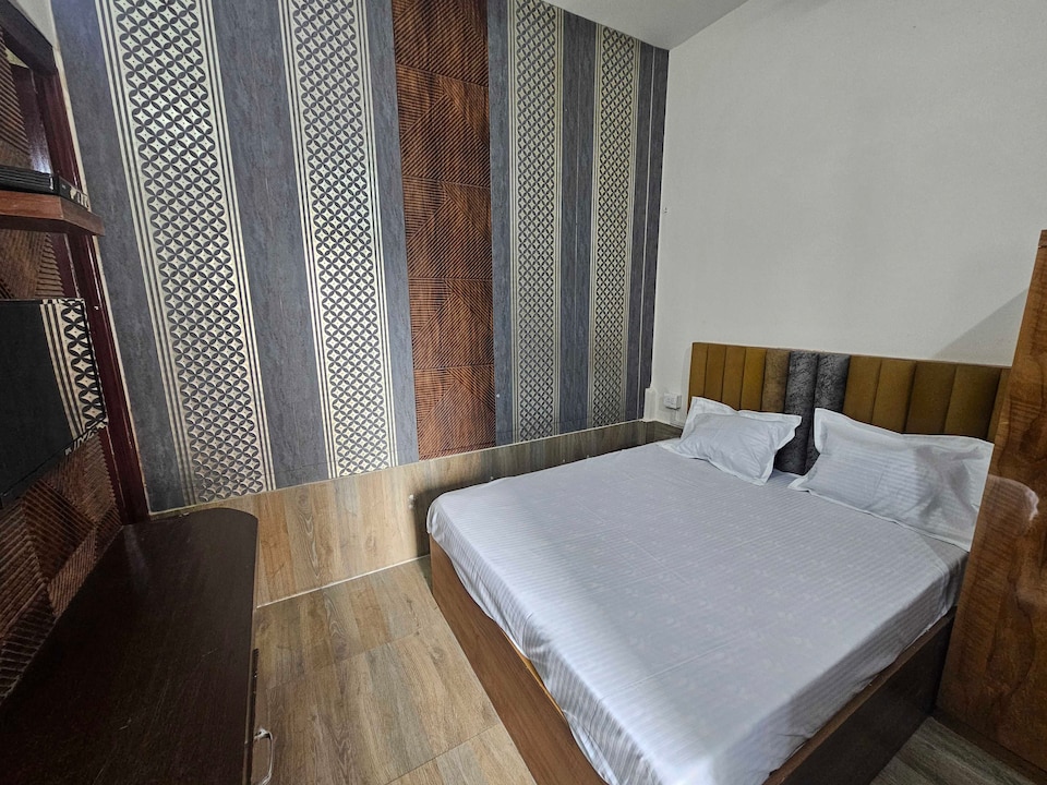 Hotel O Daltonganj Bus Stand Formerly Ratan, Daltonganj city, Daltonganj