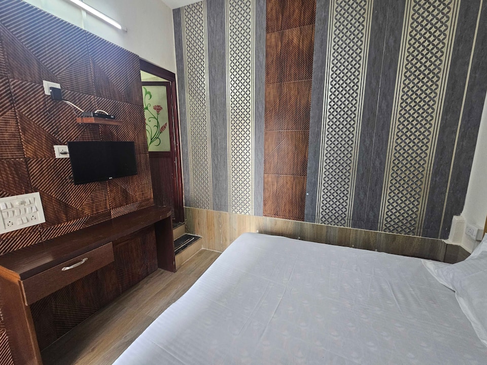 Hotel O Daltonganj Bus Stand Formerly Ratan, Daltonganj city, Daltonganj